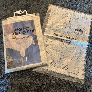 NEW REGENCY Tablecloth Lace Floral White Crochet 54 X 72 Rectangular Placemats